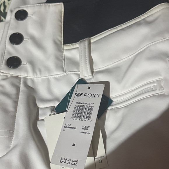 Women’s NWT Roxy White High waist snow Button-Accent Pants. Size M - Picture 1 of 3